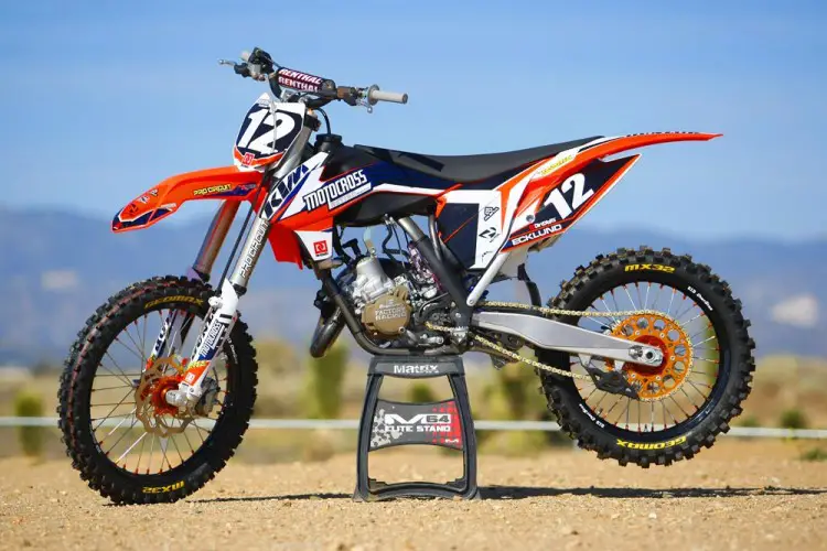 Daryl Ecklund built a full blown KTM 125SX race bike for the two-stroke National but got hurt before he got a chance to ride it.  The Wrecking crew took it for a test spin today, and boy was it fun!