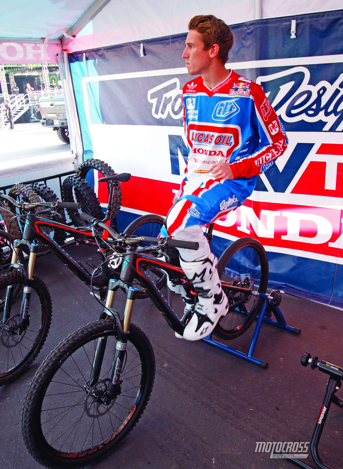 The Bamboo Body - Blog - Riders training: muscle shortening in motocross