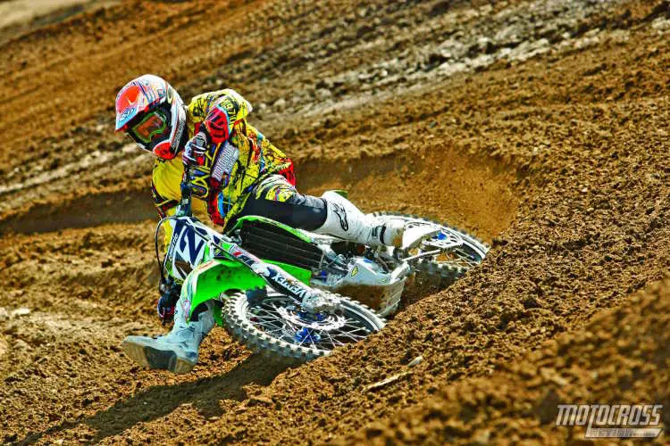 The Hot Cams KX450F powerband demanded respect. It wasn’t too fast for Pro-level test riders, but those aggressive with the throttle soon realized that bravery wasn’t the best policy. The bike handled better than a stock KX450F, even though the geometry was identical. The reason? The MB1 suspension  settled better in corners. 