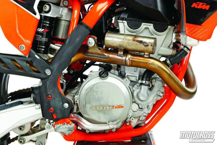 The 2015 KTM 350SXF engine is based on the 250SXF engine  architecture, but with a 12-horsepower increase.