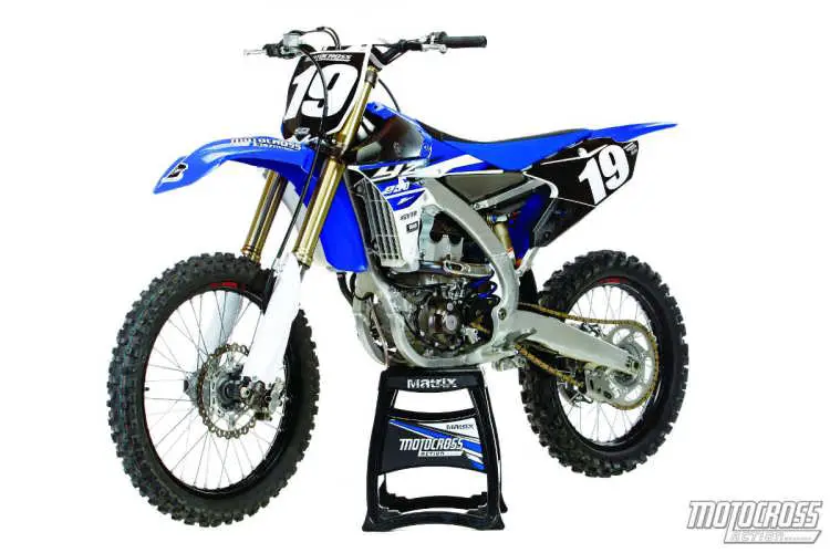 Updates: All new last year, the YZ250F received a modicum of changes for 2015. Yamaha’s focus was on increasing durability, ease of operation, aesthetics and slightly more power across the entire spread. 