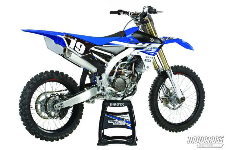 Something borrowed: Visually, the 2015 YZ250F doesn’t appear all that different from the YZ450F. However, the YZ250F is distinctly unique on the track. It’s a race weapon designed for all skill levels. 