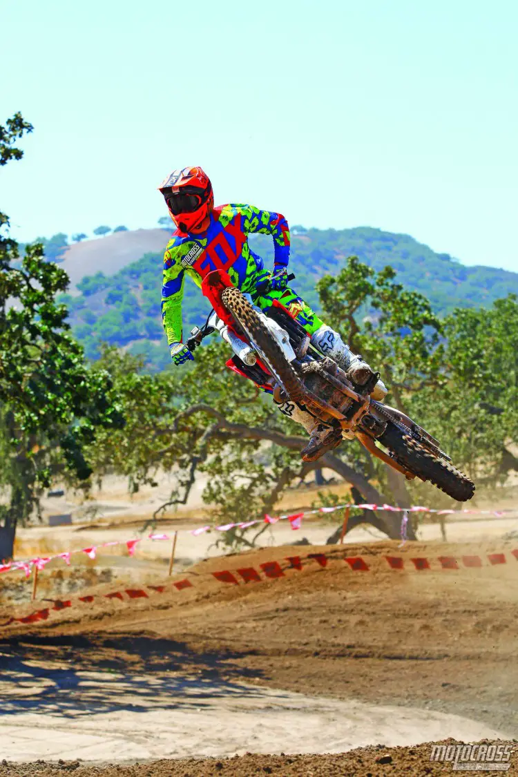 Heft: The 2015 Honda CRF450 feels light, and not just once in motion. It is the lightest 450 in the Big Six.
