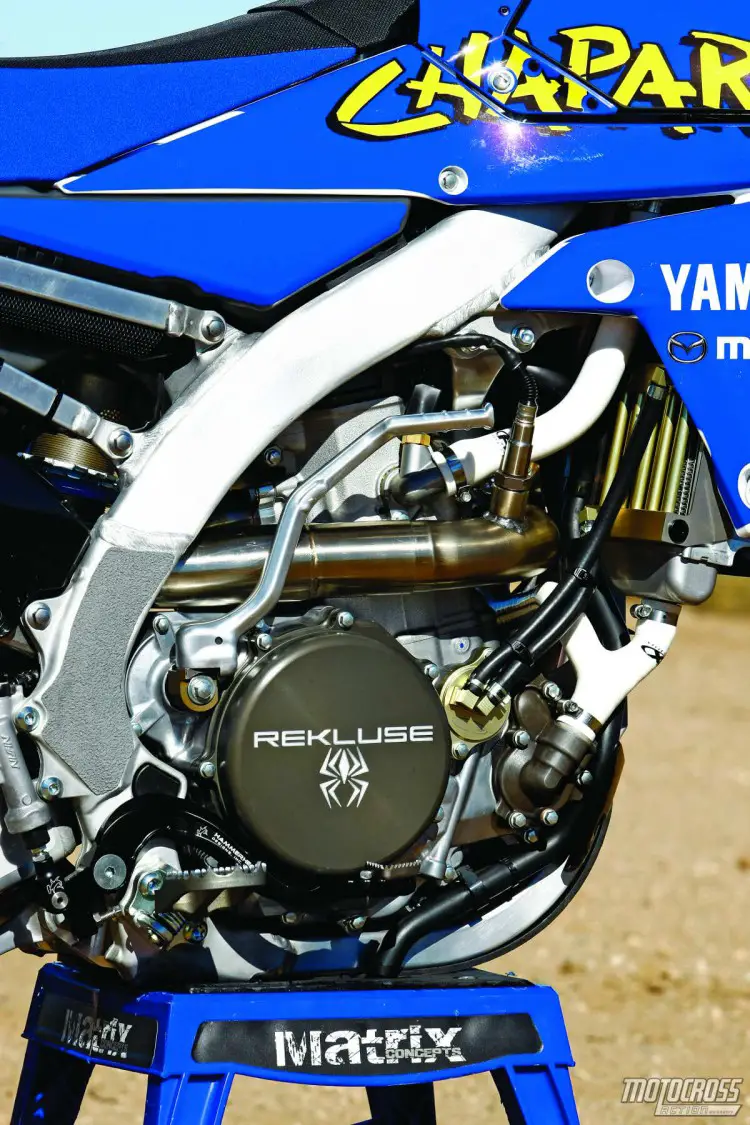 Å bruke en Rekluse Core EXP 3.0 automatisk clutch på en høy hestekrefter Yamaha YZ450F var strålende. Det reduserte motorbremsen og reduserte trettheten til syklistene.