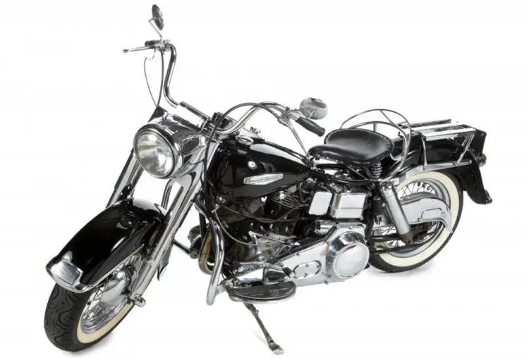 marlon-brando-s-1969-harley-davidson-flh-electra-glide-auctioned-expected-to-bring-400k_1