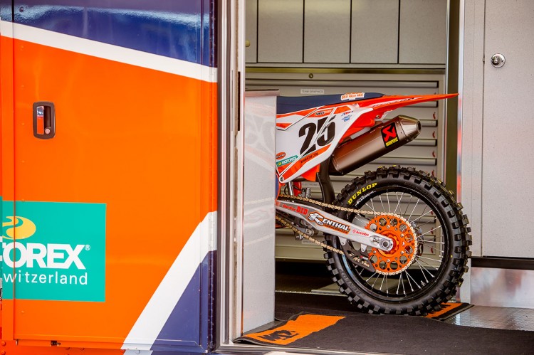 The rear end of Marvin's KTM 450SXF.
