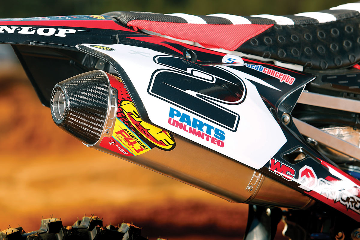 The FMF Factory 4.1 exhaust system broadened out the already impressive YZ450F powerband.
