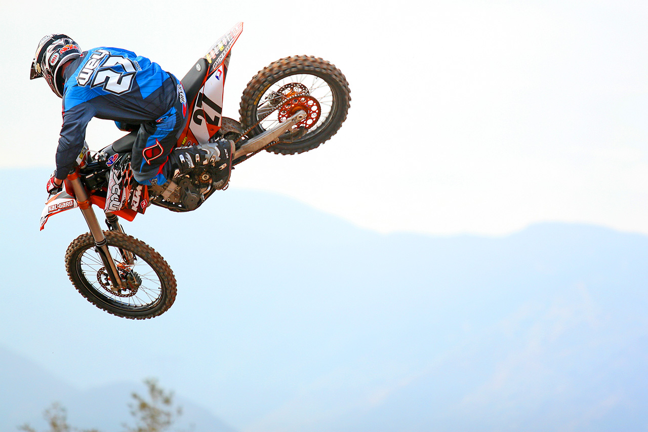 MOTOCROSS ACTION'S 2023 TWO-STROKE BUYER'S GUIDE - Motocross Action Magazine