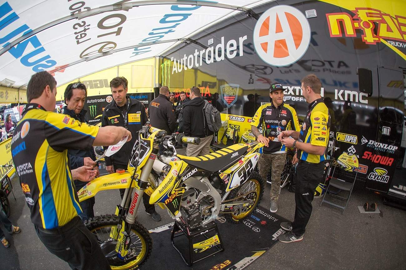 team suzuki motocross gear