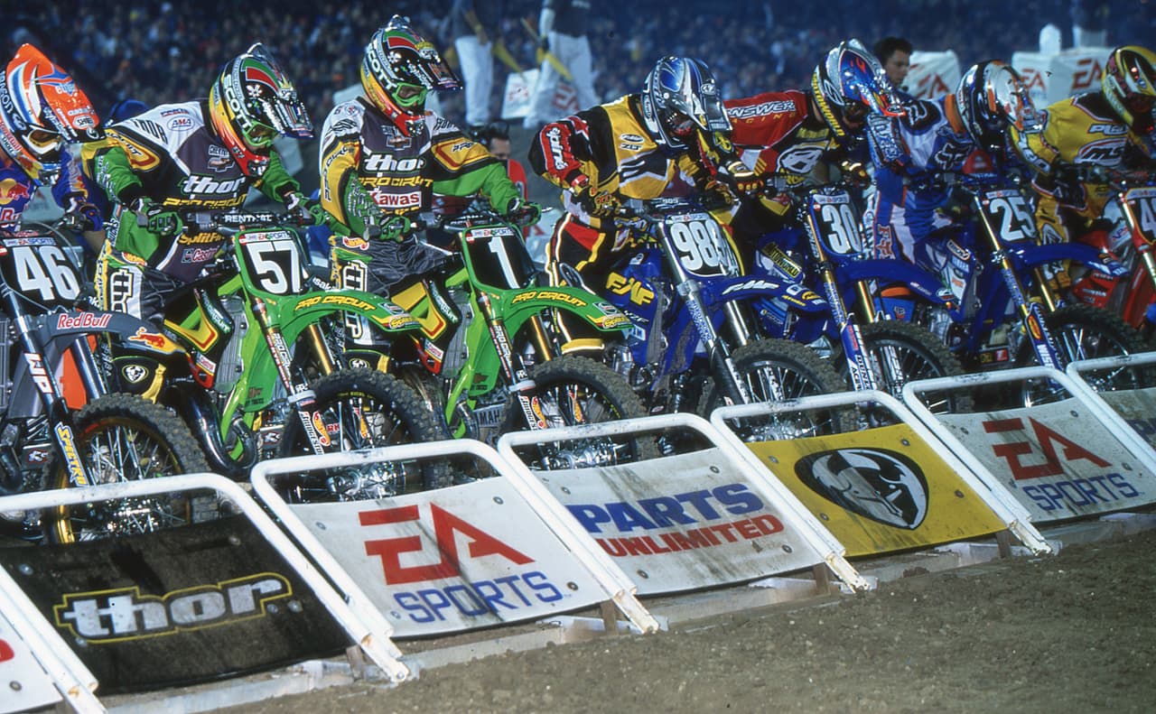 Riders from left to right: David Pingree (46), Casey Lytle (57), Shae Bentley (1), Matthieu Lalloz (989), Greg Schnell (30) and Ernesto Fonseca (25) 2001 ANAHEIM 1 SUPERCROSS.