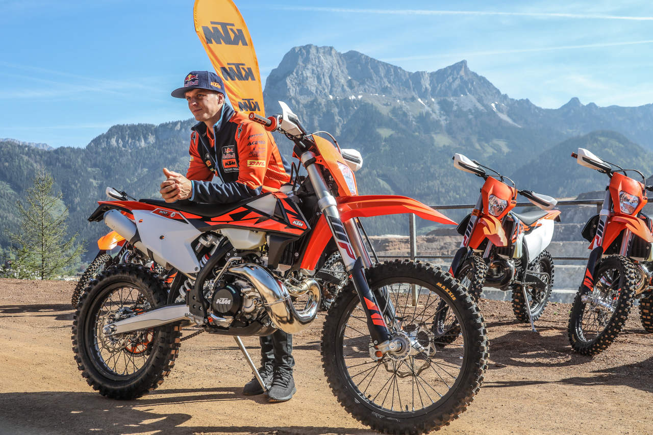 MXA FAHRT KTM'S 2018 FUEL-INJECTED TWO-TAKT BEIM IRON GIANT - Motocross  Action Magazine