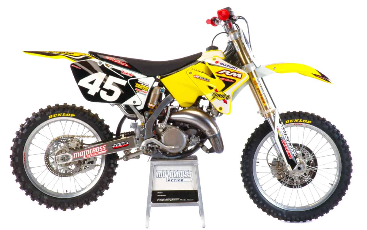 Suzuki rm125 on sale 2 stroke