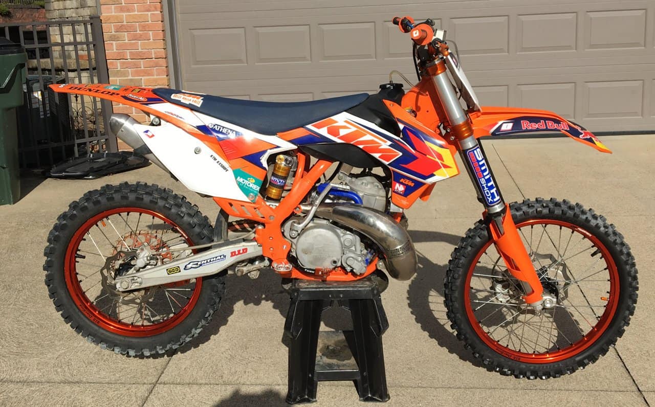 THE RIDE SHOP AZ DARK KNIGHT KTM 500: TWO-STROKE TUESDAY - Dirt Bike  Magazine