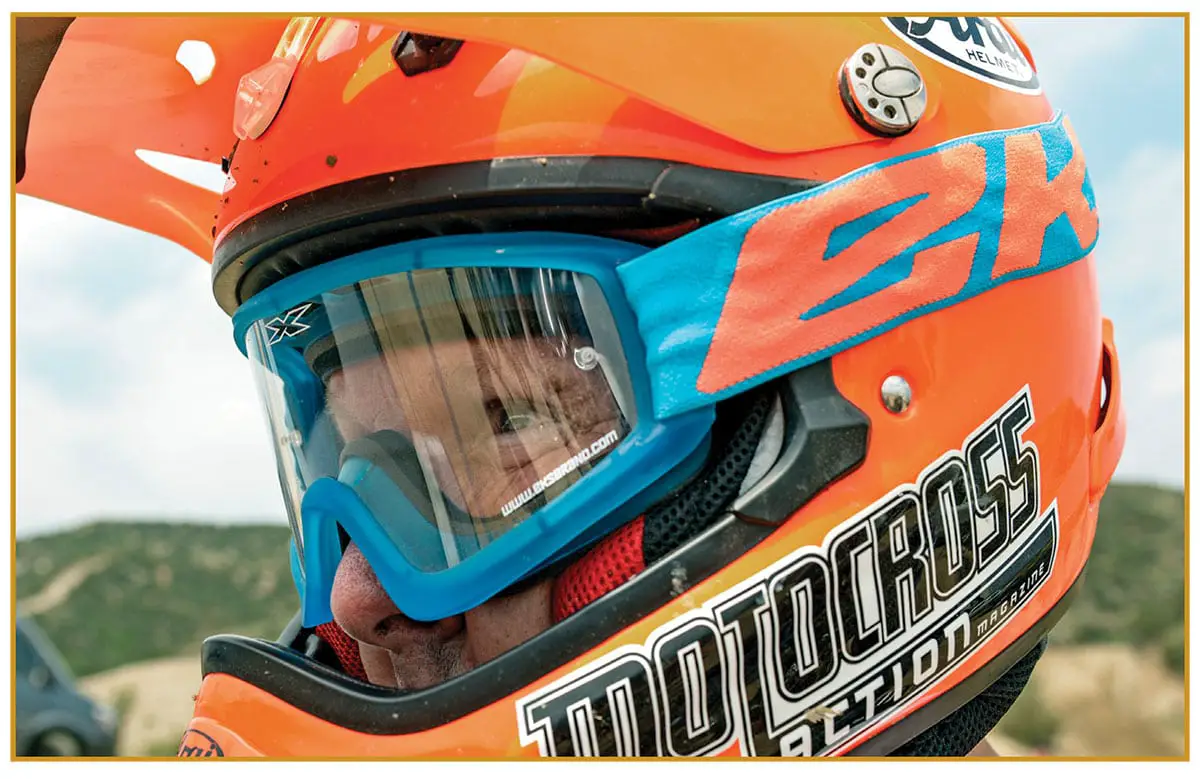 EQUIPO MXA PROBADO: GAFAS MAGNÉTICAS BLUR B-60 - Revista Motocross Action