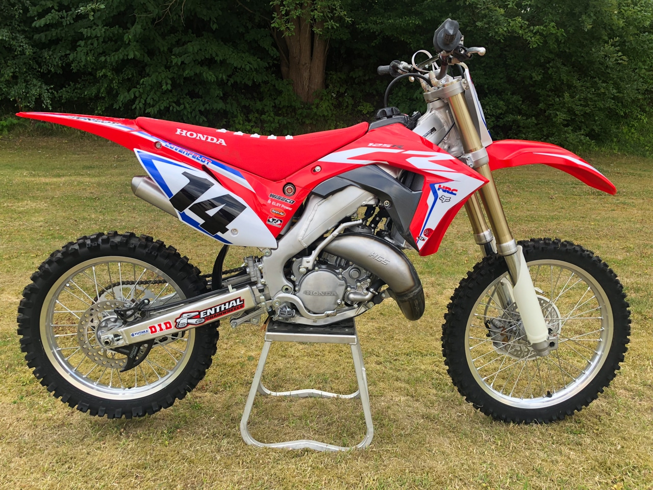 TWO-STROKE TUESDAY | 2019 HONDA CR125 WORKS EDITION - Motocross Action  Magazine