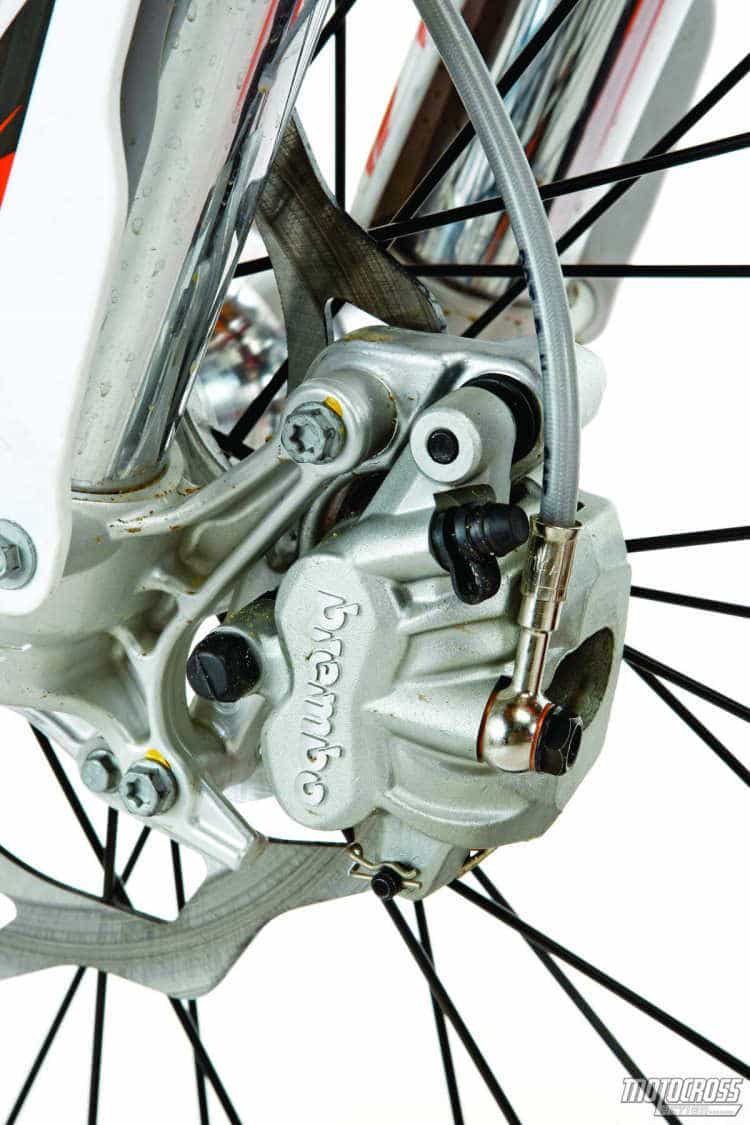 KTM’s Brembo caliper and 260mm front rotor are an incredibly powerful combination. All it takes is one finger to stop.
