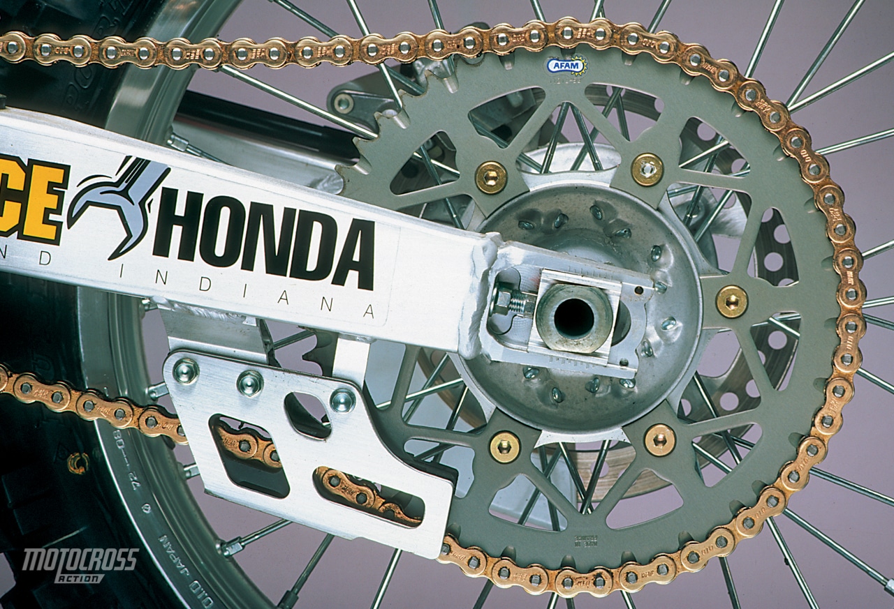 Huolto 2001 Honda CR134