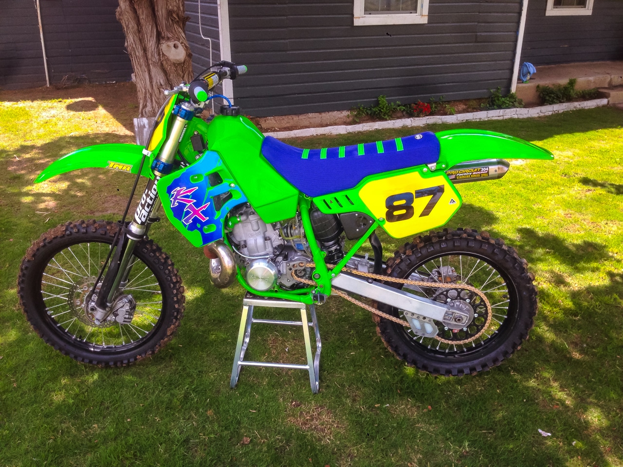 2001 KX 500