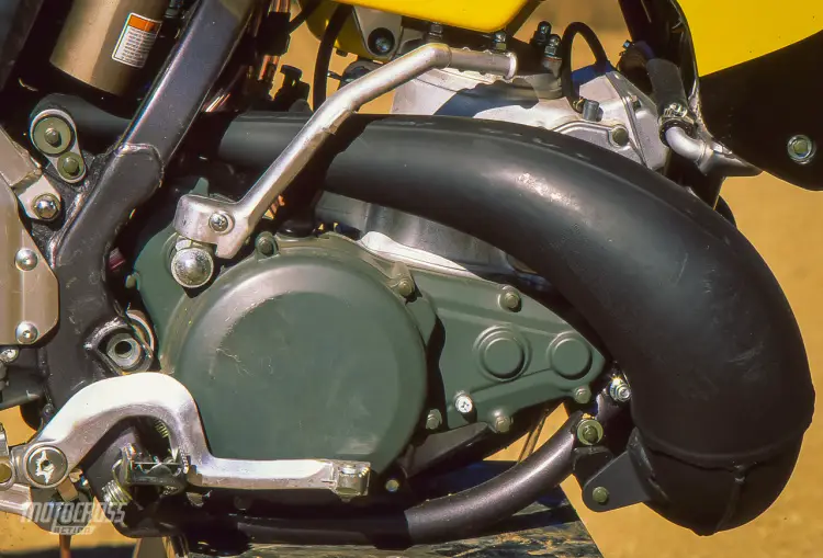 ON THE RECORD COMPLETE TEST OF THE 1998 SUZUKI RM250 Motocross