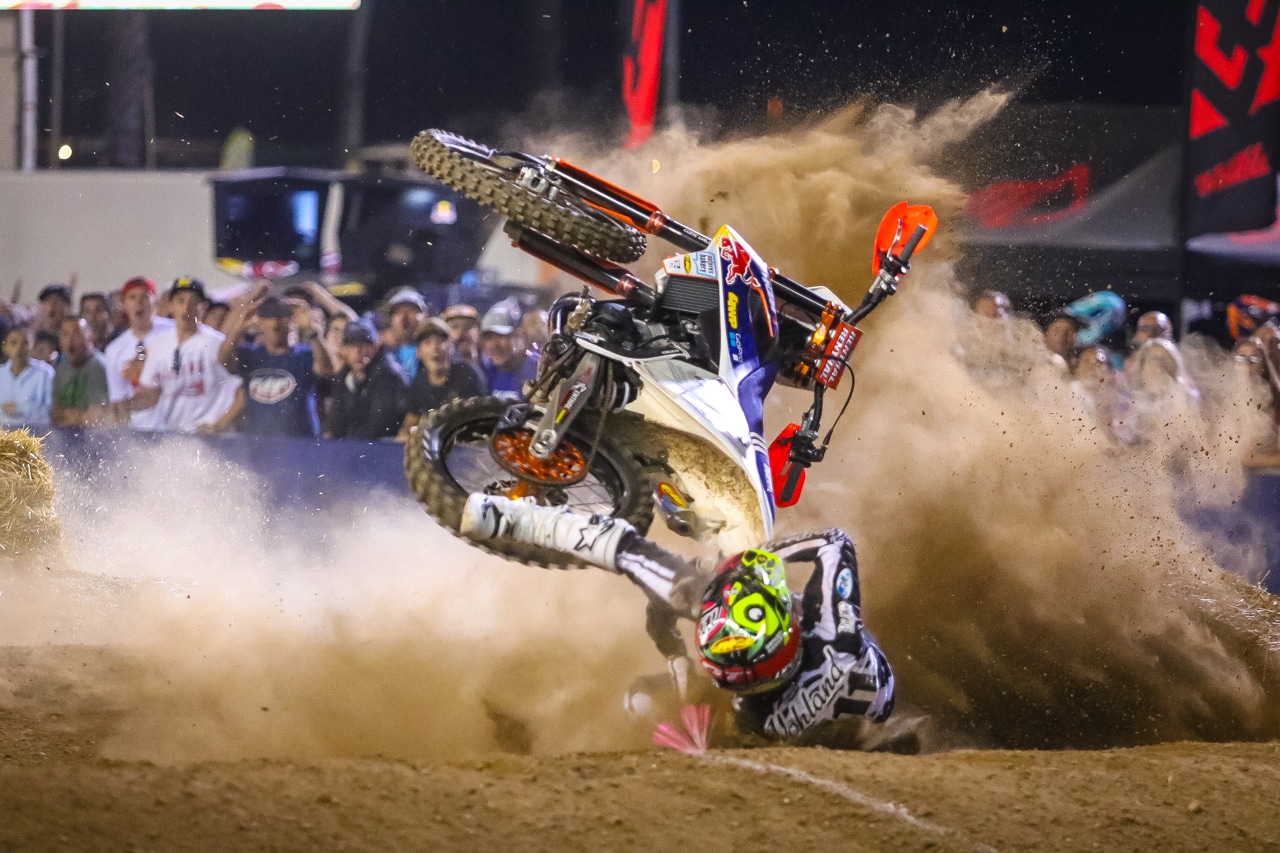 Choque de Talon Vohland 2019 Red Bull Straight Rhythm