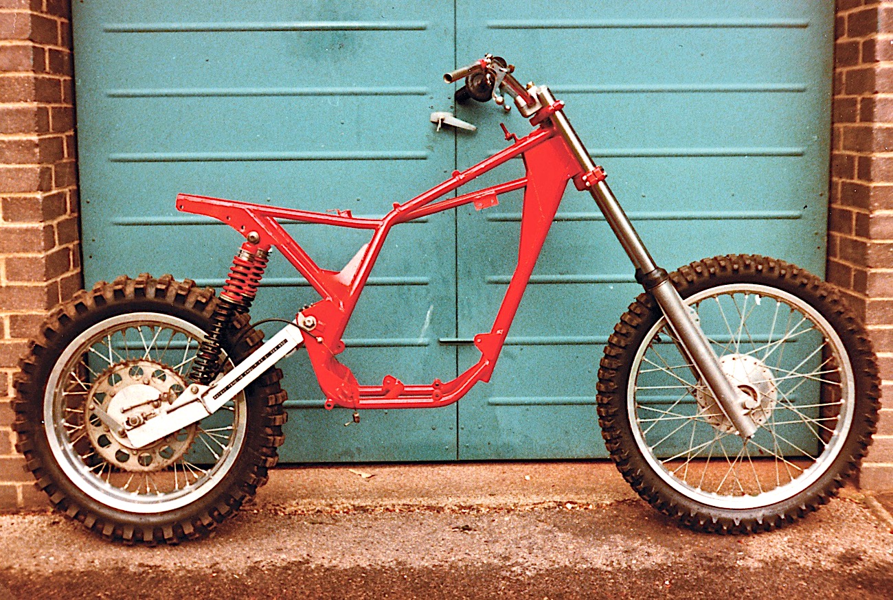 Bike Dissected: Sheeny's FMX Machine - Transmoto