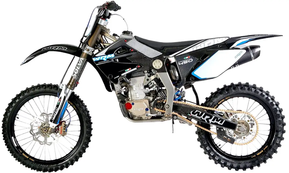 MX1  Suzuki apresenta sua linha de motocross 2022