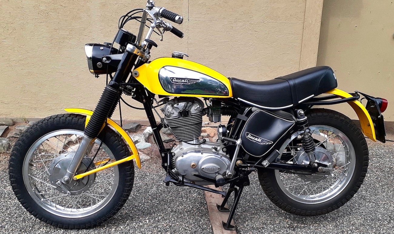 DUCATI JUPITER 1970 SCRAMBLER 450 Motocross Action