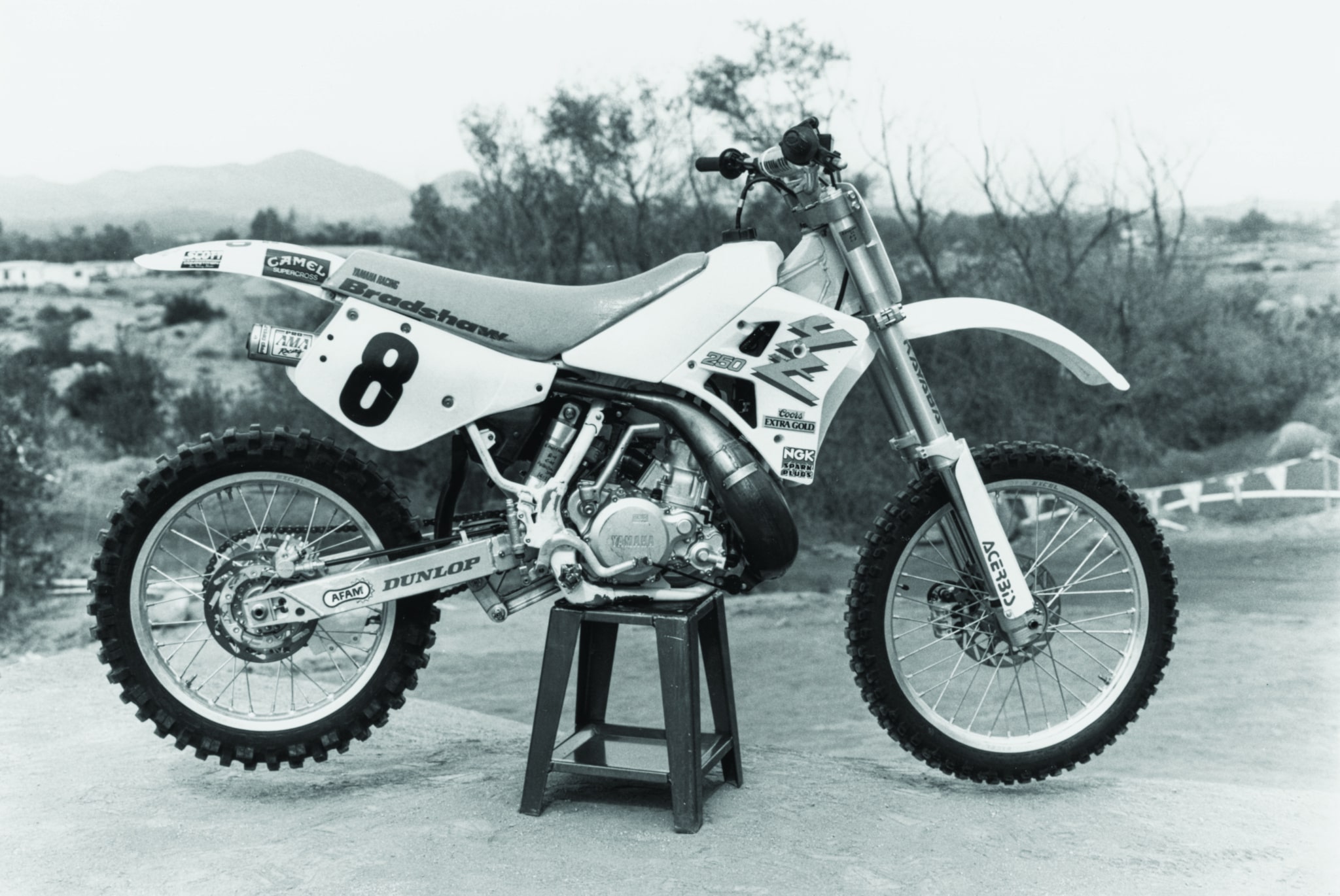 1990 store yamaha yz250