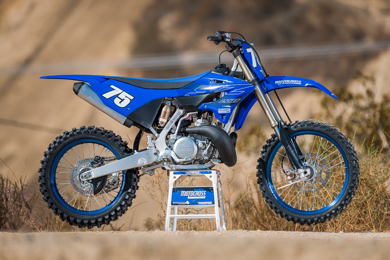 MXA VIDEO: WE TEST THE 2022 YAMAHA YZ250 TWO-STROKE - Motocross Action ...