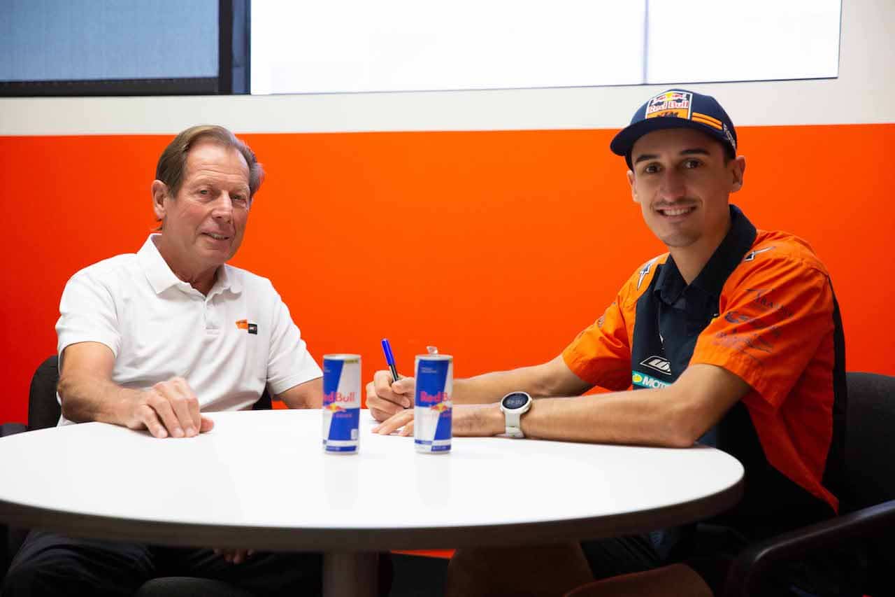 Muling pumirma si Marvin Musquin Sa Red Bull KTM Factory Racing Team