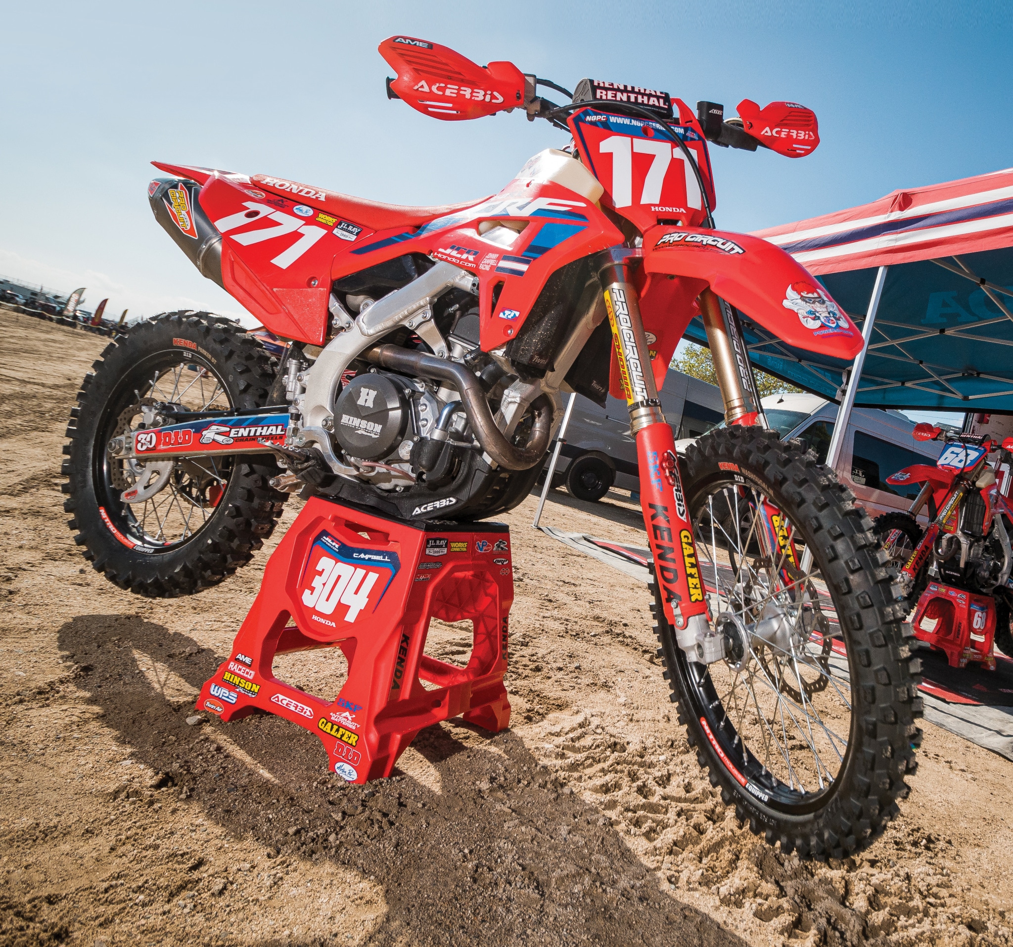 Motocross, Supercross & Motorcycle Road Racing - Honda