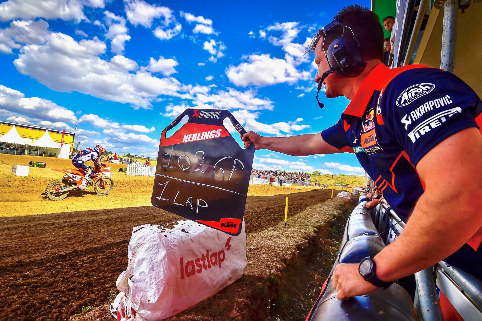 Vídeo MXGP, Grã-Bretanha, Qualificação: Prado e Laengenfelder na