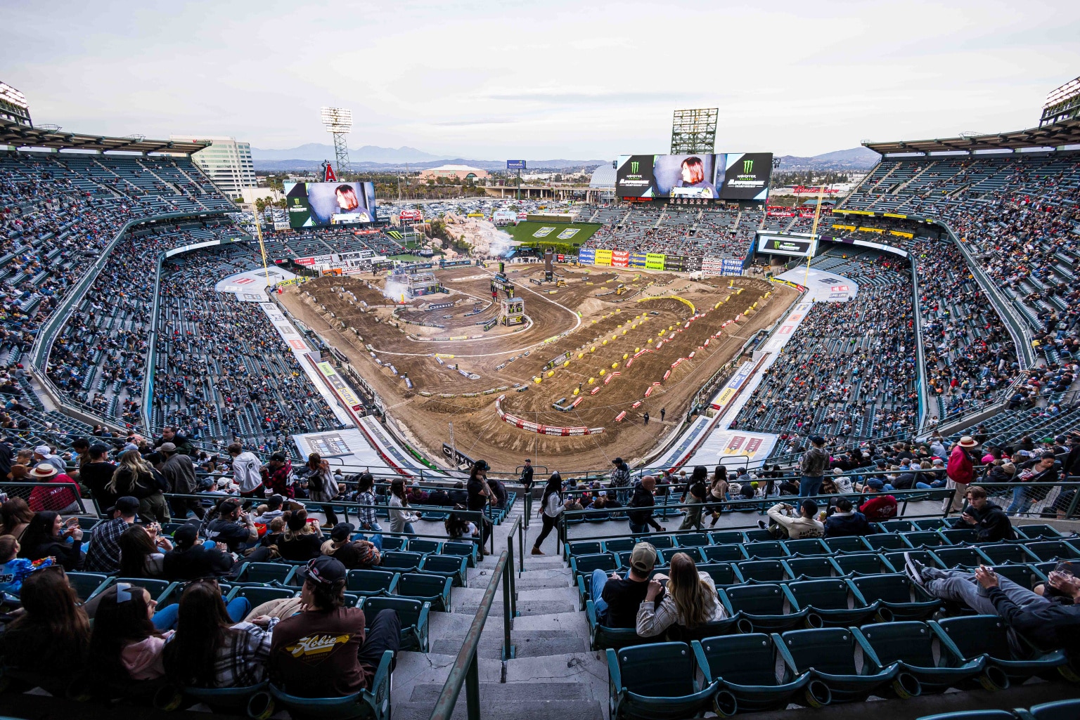 2025 ANAHEIM 1 SUPERCROSS PRERACE REPORT TV SCHEDULE & MORE