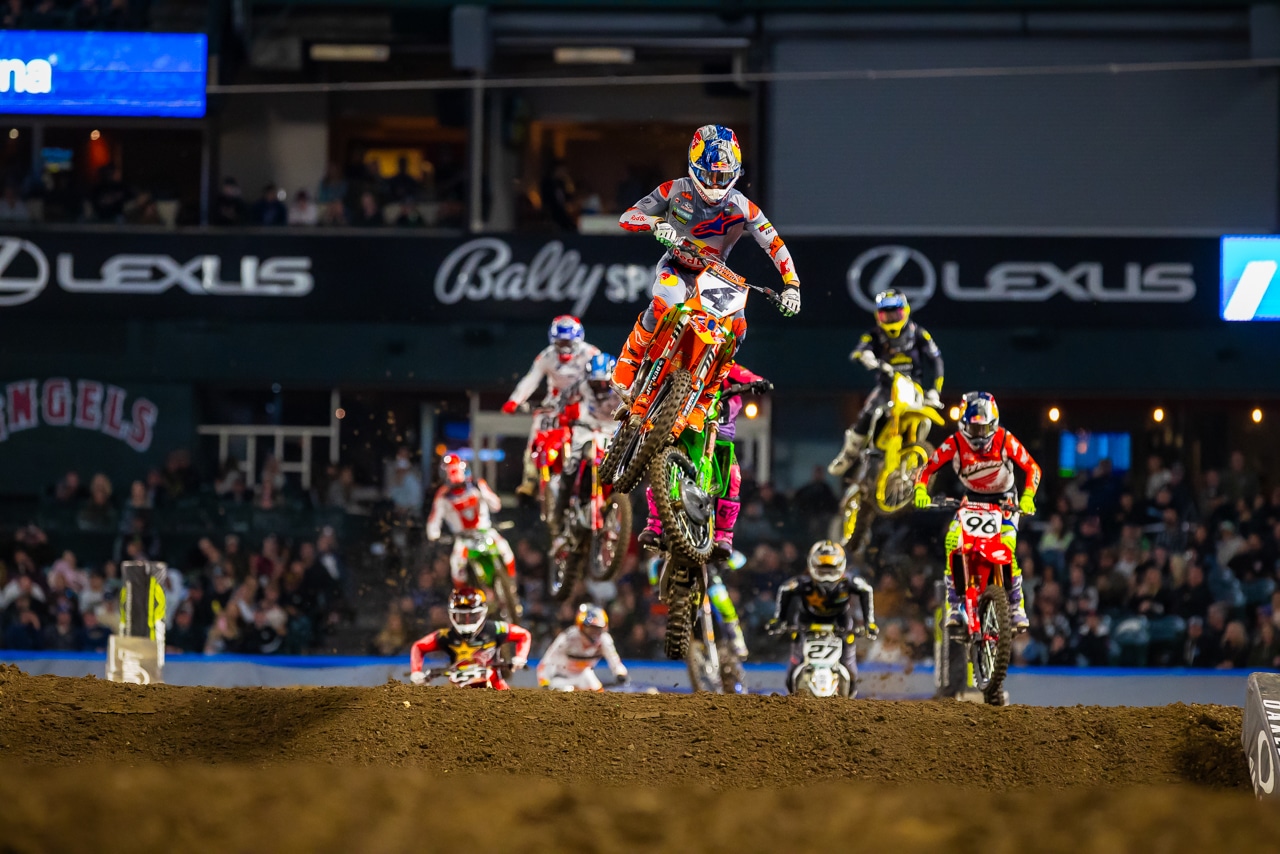 2025 SUPERCROSS POINT STANDINGS (AFTER ROUND 1 OF 17) Motocross