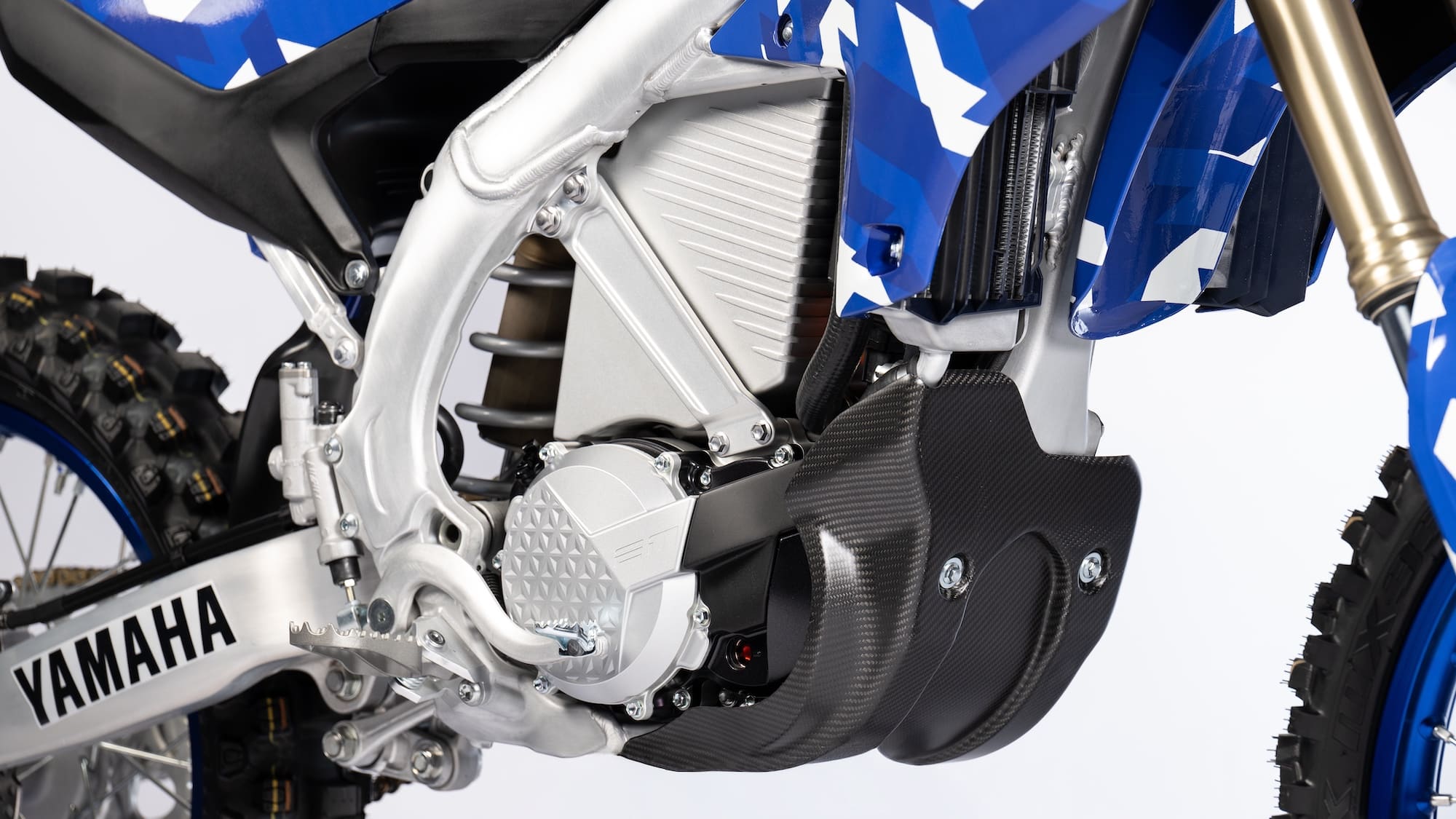 YAMAHA GOES ELECTRIC! NEW E-BIKE WITH A YZ450F CHASSIS & CLUTCH