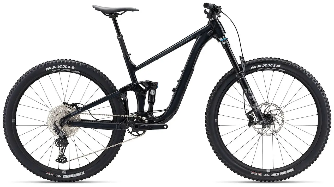 Yamaha Fazer 1000 🏍🏍🏁🏁 feria de las dos ruedas 2025 . . . . . . . . # yamaha #fazer600 #yamahafazer #depok #fjr1300 #garasiputromoge  #jualbelimogeindonesia #jualbelimotor #jualbelimotorsecond #jualmogemurah  #jualnelimotorgede #motorpolisi ..., image size:1280x718