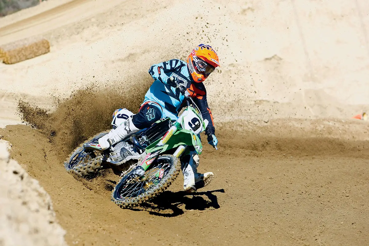 RIDE-ITA-KX450F_ACTION_2