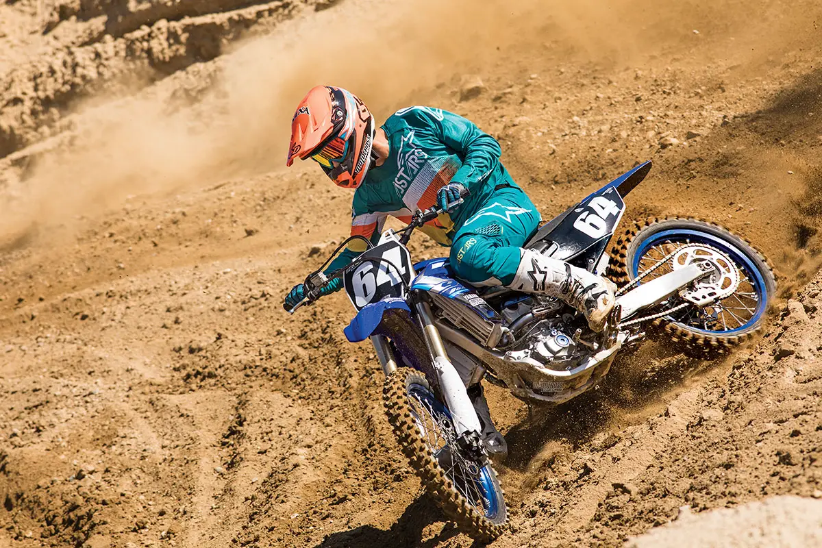 Vídeo Primeiro Teste Yamaha YZ250 2020 2 Tempos - Motocross Action