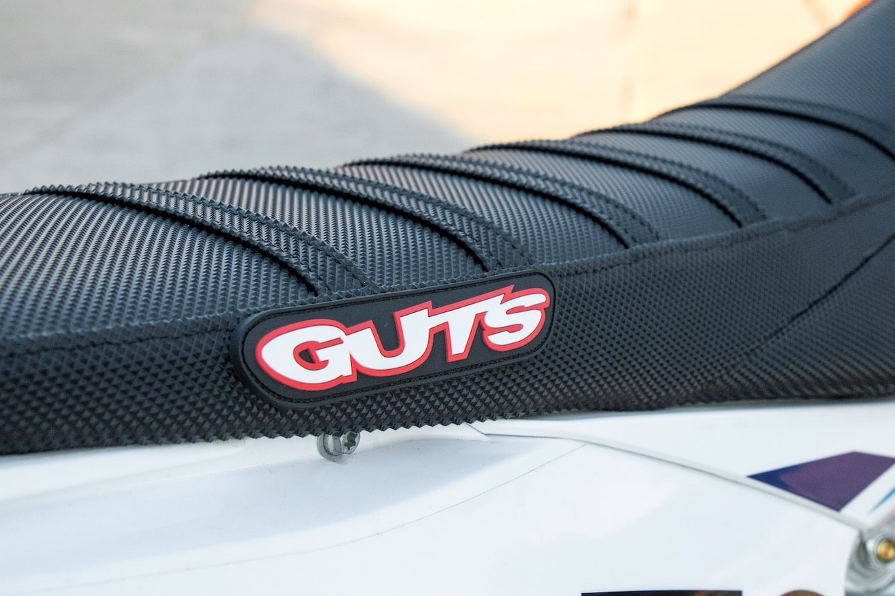 GUTS WING SEAT COVER TEST-2_e